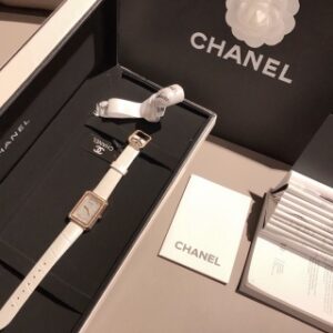 896840