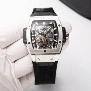 897073
