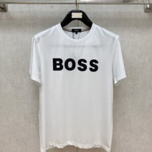 881629