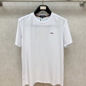 881634