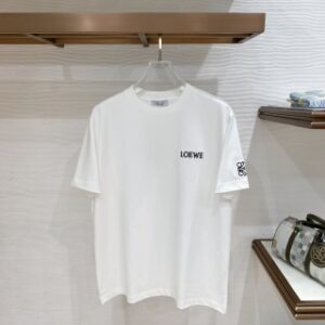 880857