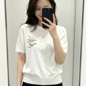 923041