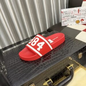 878920