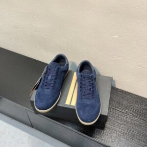 905038