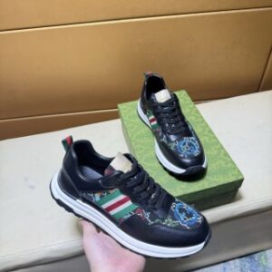 912055