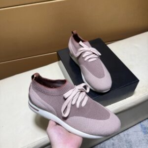912072