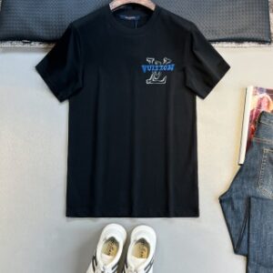 881116